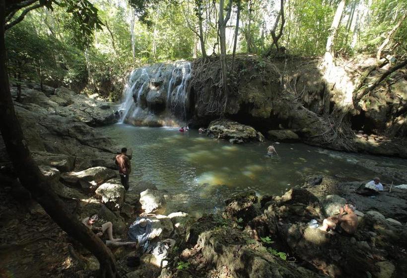 هتل Tortugal Boutique River Lodge