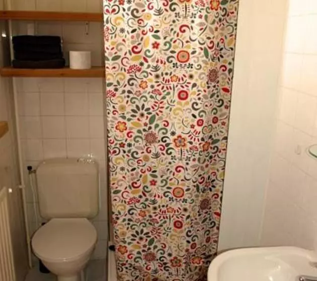 Hotelli Villa Warempel