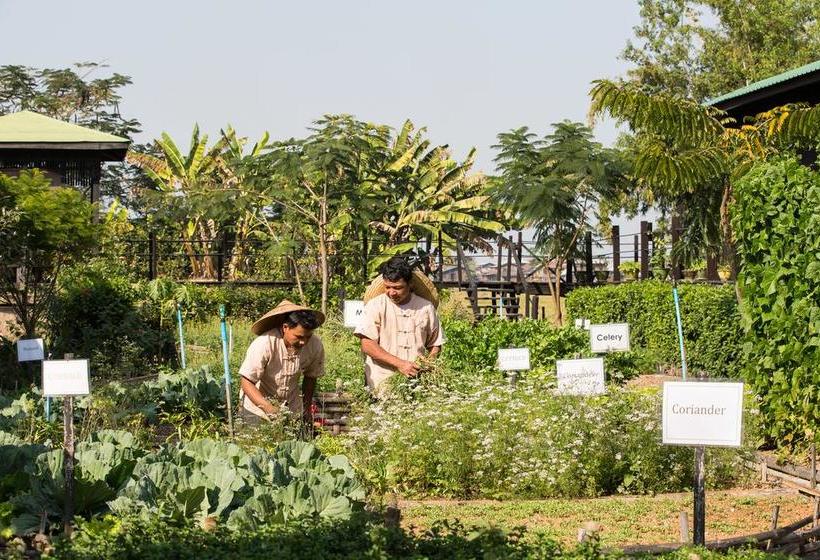 استراحتگاه Inle Heritage Stilt Houses