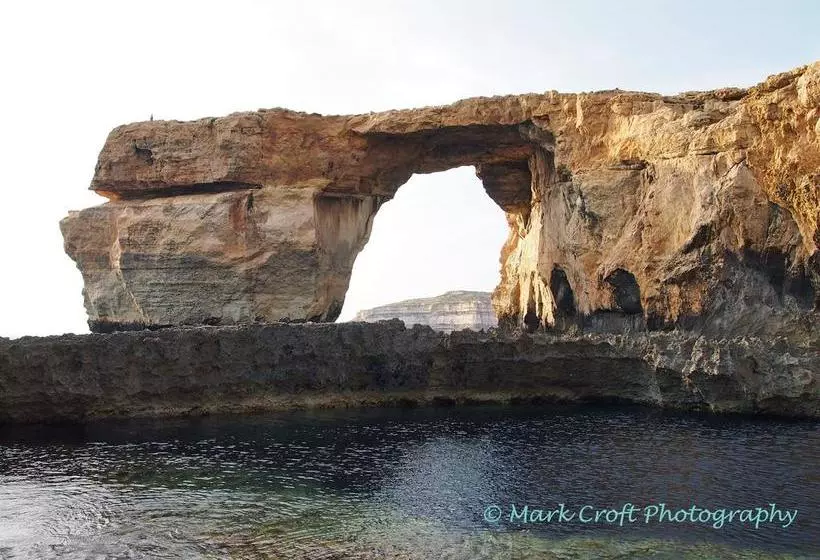 تختخواب و صبحانه Ta  Matmura Farmhouse