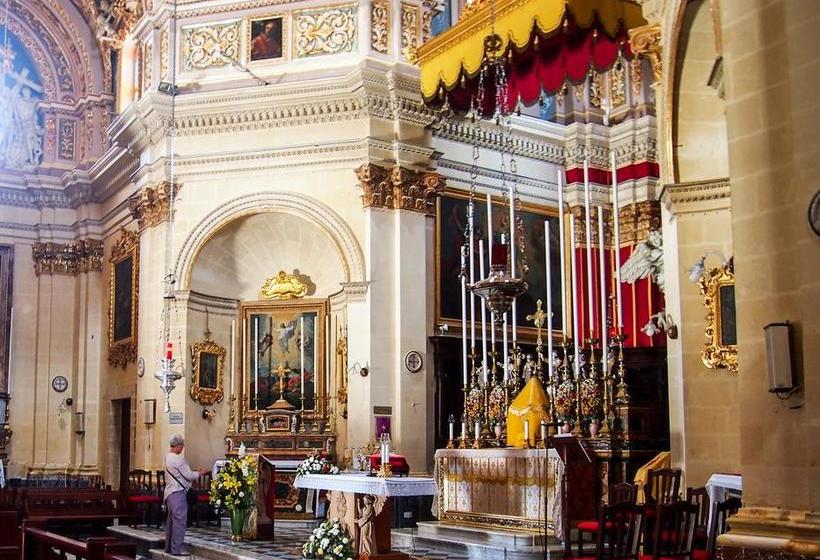 تختخواب و صبحانه Ta Matmura Farmhouse