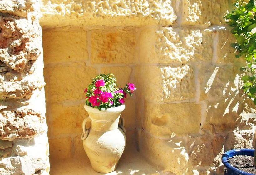 تختخواب و صبحانه Ta Matmura Farmhouse