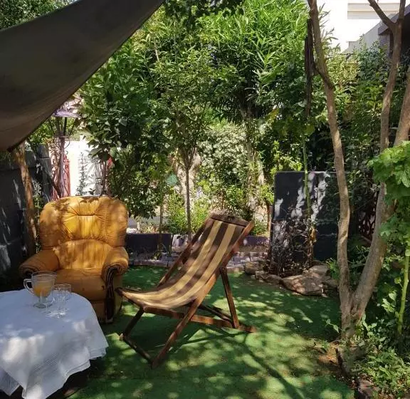 ベッドアンドブレックファースト Chambres Privées Maison Jardin Toutes Commodités Partagées