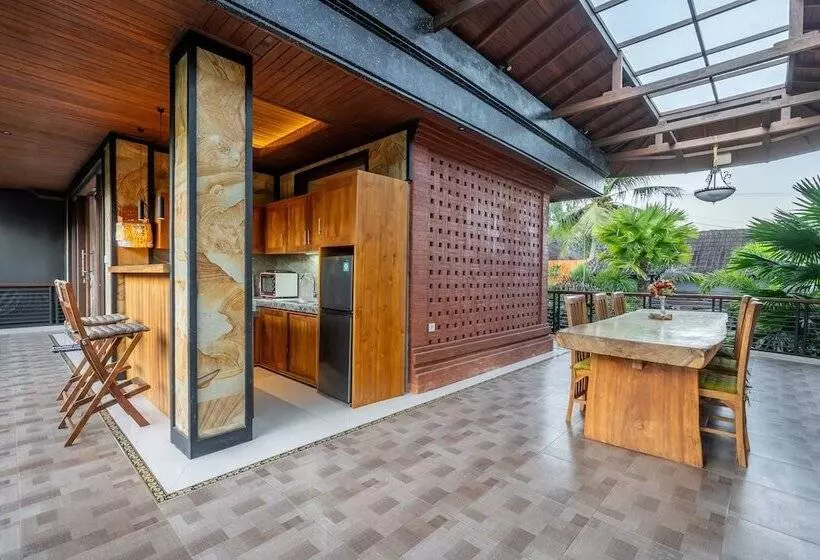 Majatalo Maru Fortuna Villa By Moria