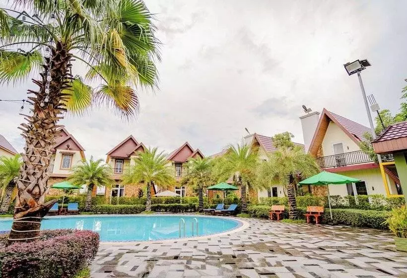 La Fairy Garden Resort