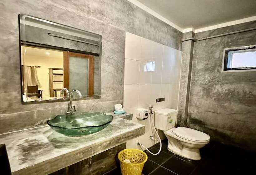 בית מלון כפרי Rider Resort And Coffee