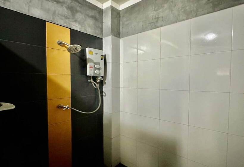 בית מלון כפרי Rider Resort And Coffee