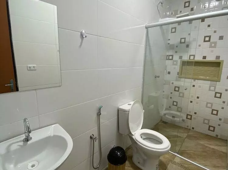 Hotelli Pousada Nelly Medeiros