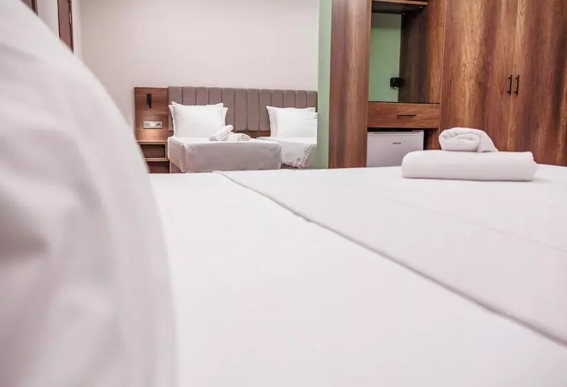 Hotelli Querencia Suit