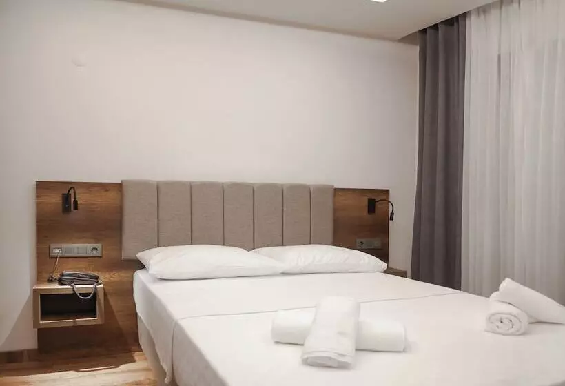 Hotelli Querencia Suit