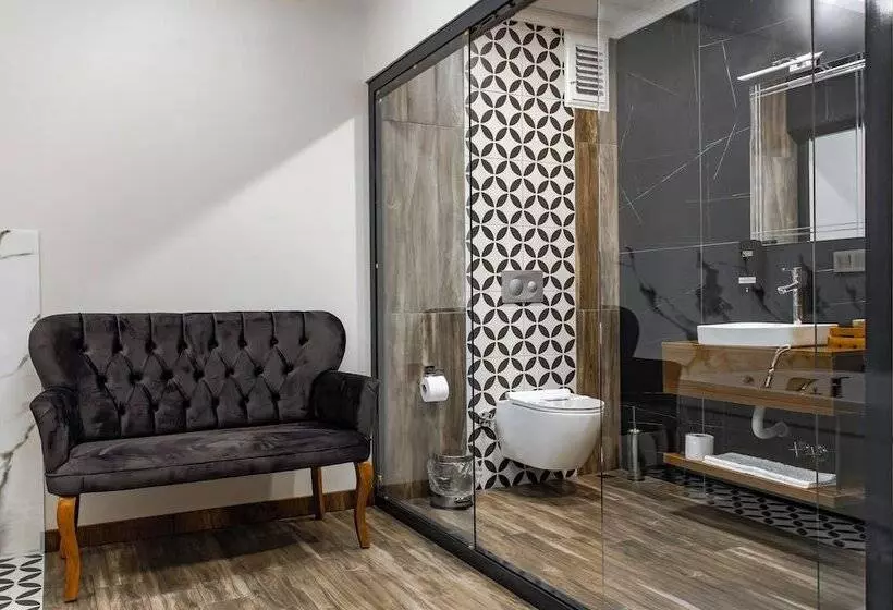 Hotelli Querencia Suit