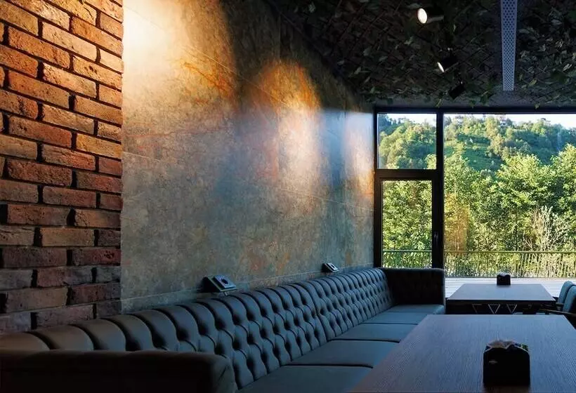 Hotelli Querencia Suit