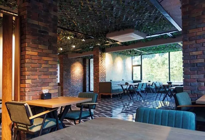 Hotelli Querencia Suit