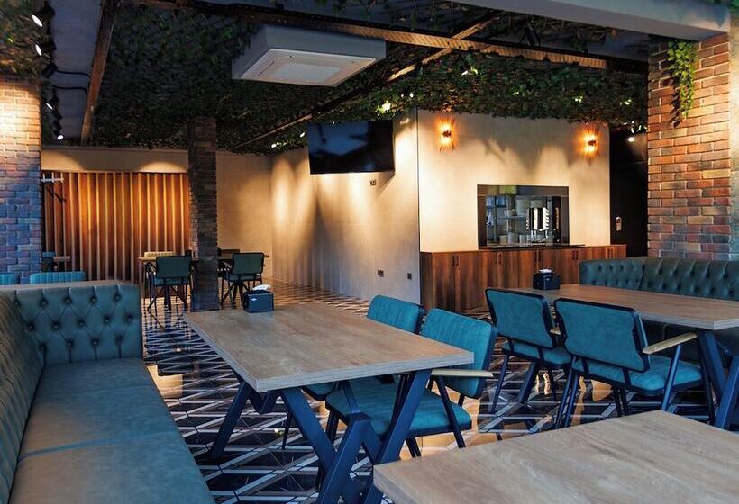 ホテル Querencia Suit