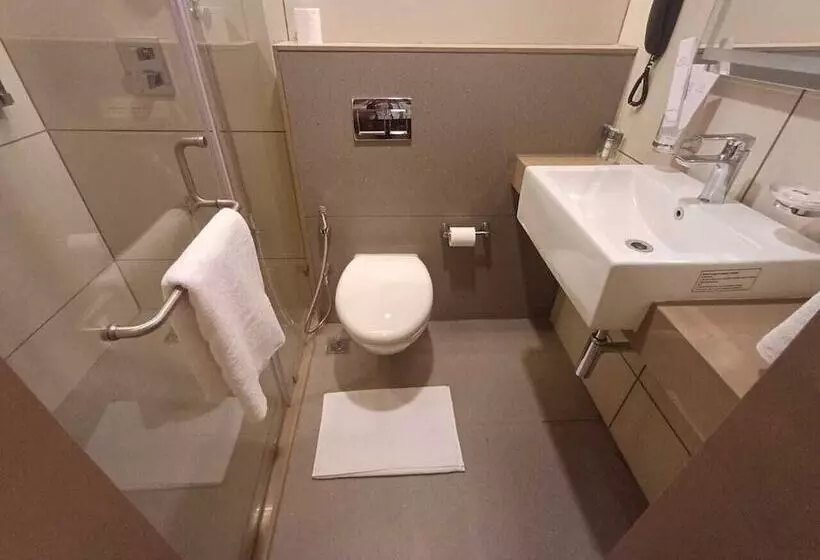 Hotelli Raai Hosur By Park Elanza