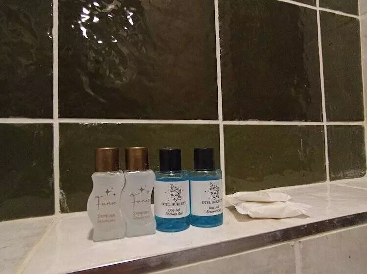 تختخواب و صبحانه Yoga Butik Otel