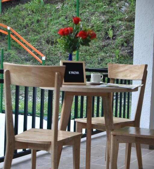 Kynzha Cañon Del Combeima