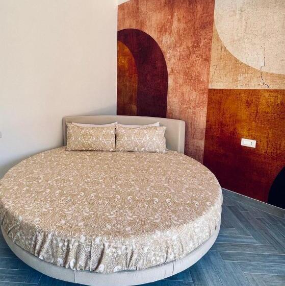 تختخواب و صبحانه Bluceleste Salerno Centro