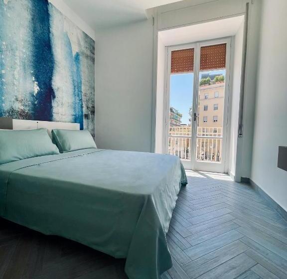 تختخواب و صبحانه Bluceleste Salerno Centro