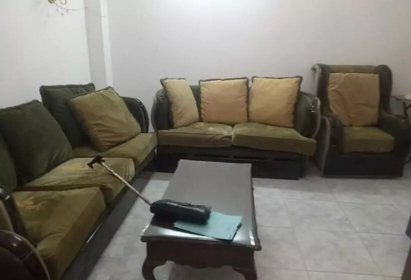 هاستل Free Inn
