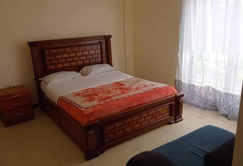 هاستل Go There Inn