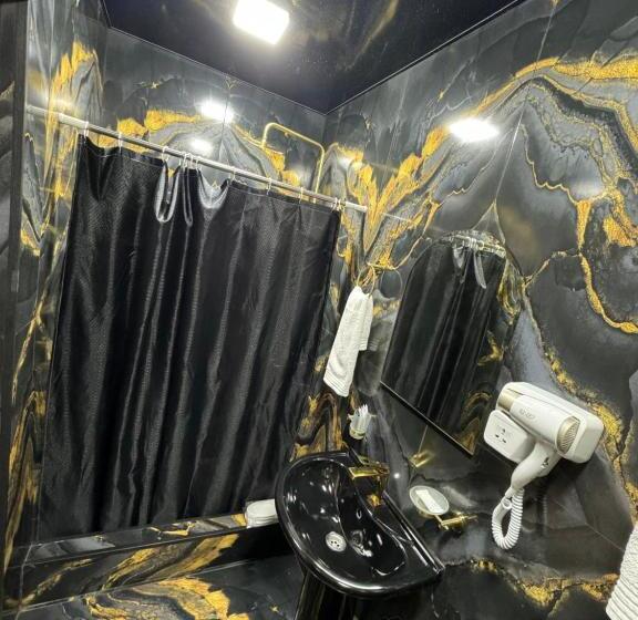 Hotel Golden Gate Resort