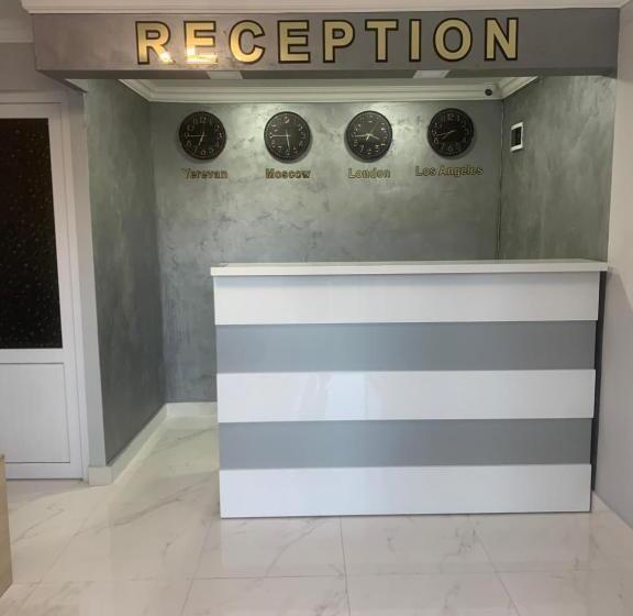 Hotel Golden Gate Resort