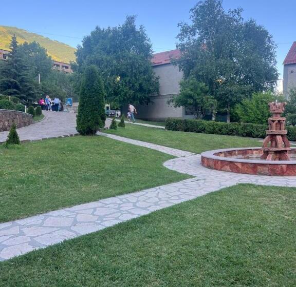 Hotel Golden Gate Resort