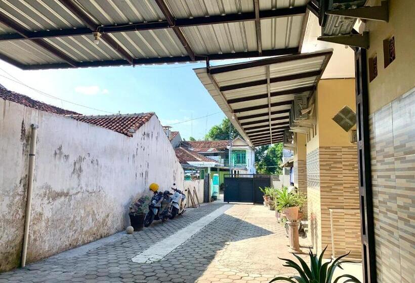 Offspring Ijen Hostel Banyuwangi