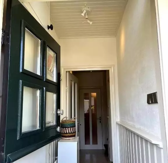 ペンション Boja Beach House