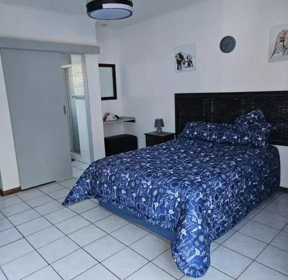 Majatalo Garden Corner Guesthouse