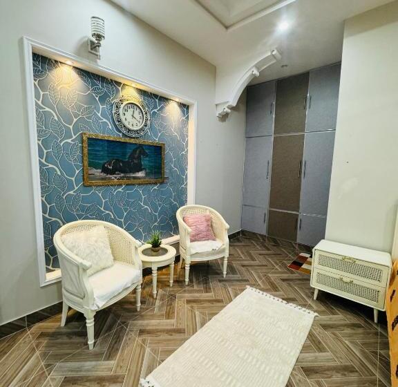 پانسیون Stay With Talha