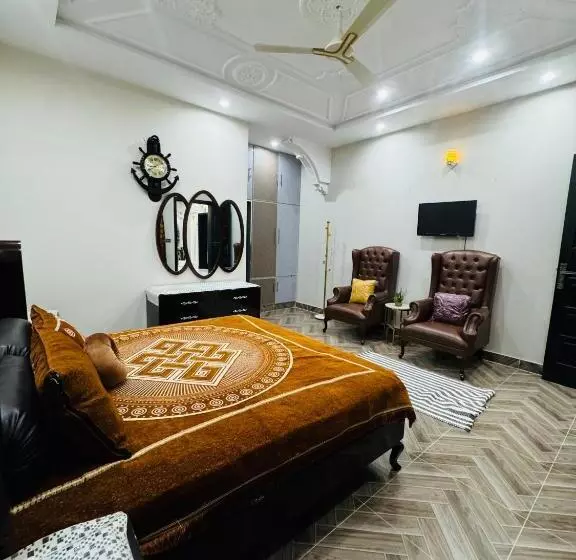 پانسیون Stay With Talha