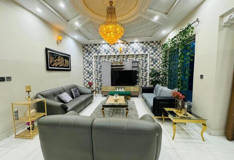 پانسیون Stay With Talha