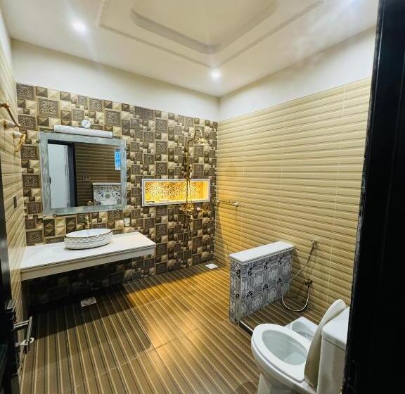 پانسیون Stay With Talha