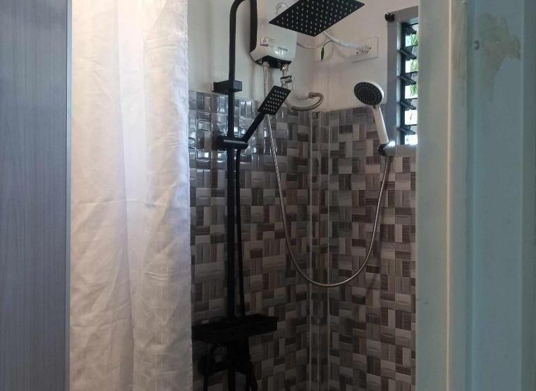 Cămin Olango Transient   Riverview