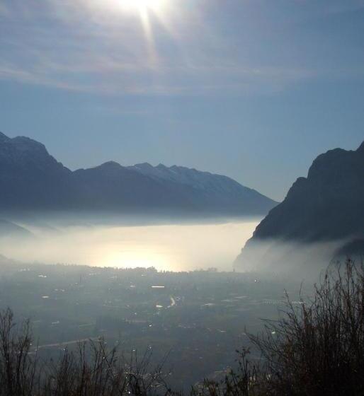 ベッドアンドブレックファースト Beb Ariefil   Tenno