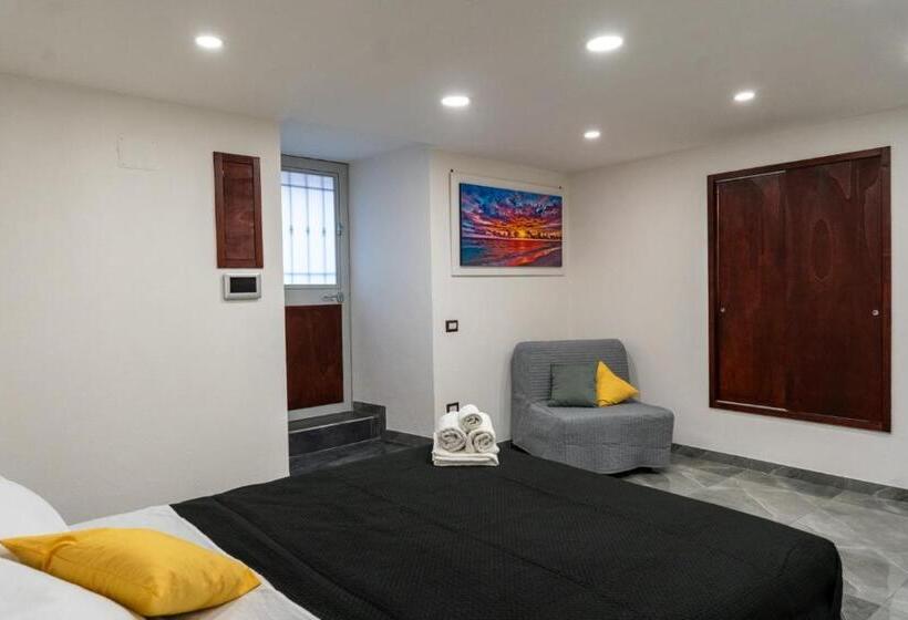 ベッドアンドブレックファースト Beb Sole