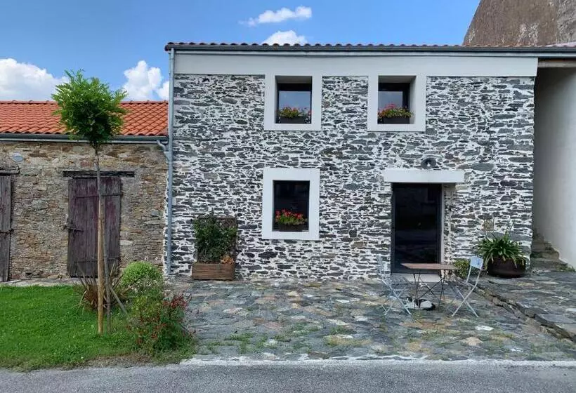 Aamiaismajoitus (B&B) Perne, Chambre D Hôtes à La Campagne