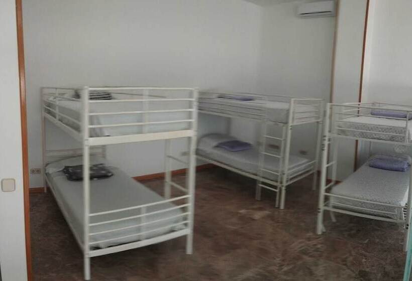 Hostel M Torres