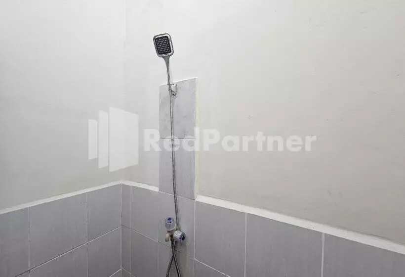 Hotelli Gedangan Indah Homestay Redpartner