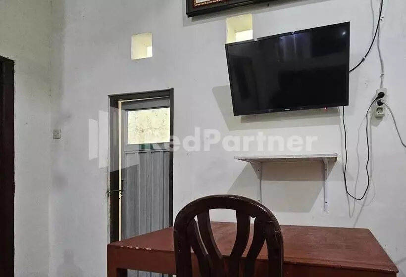 Hotelli Gedangan Indah Homestay Redpartner