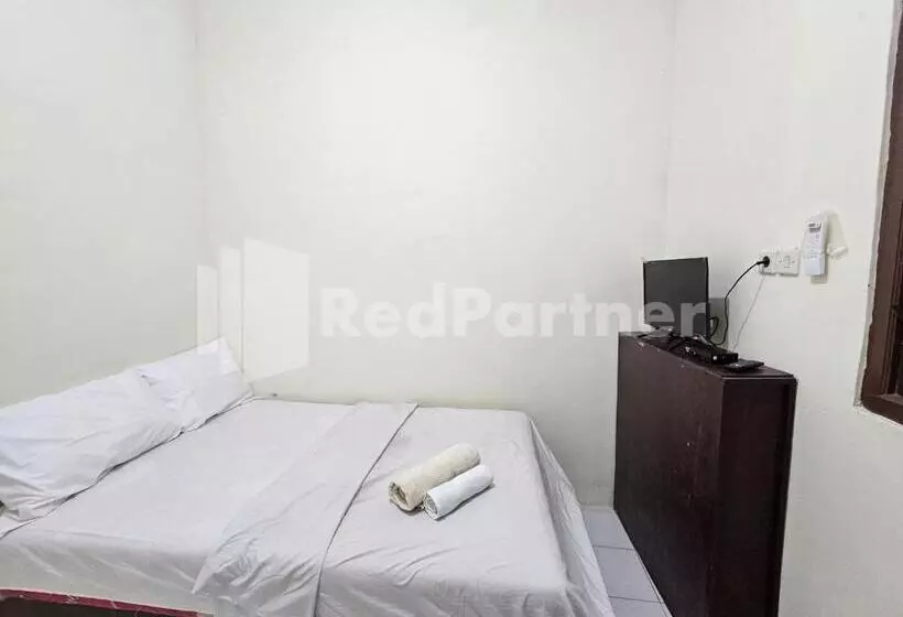 Hotelli Gedangan Indah Homestay Redpartner
