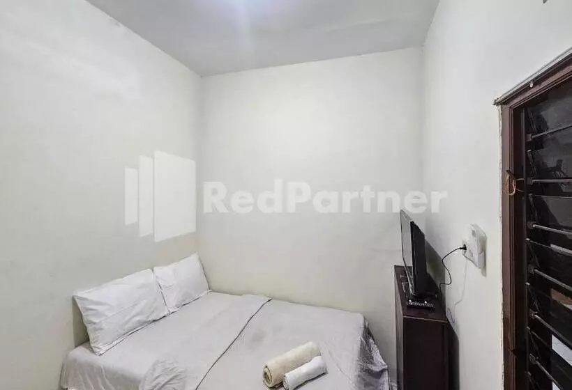 Hotelli Gedangan Indah Homestay Redpartner