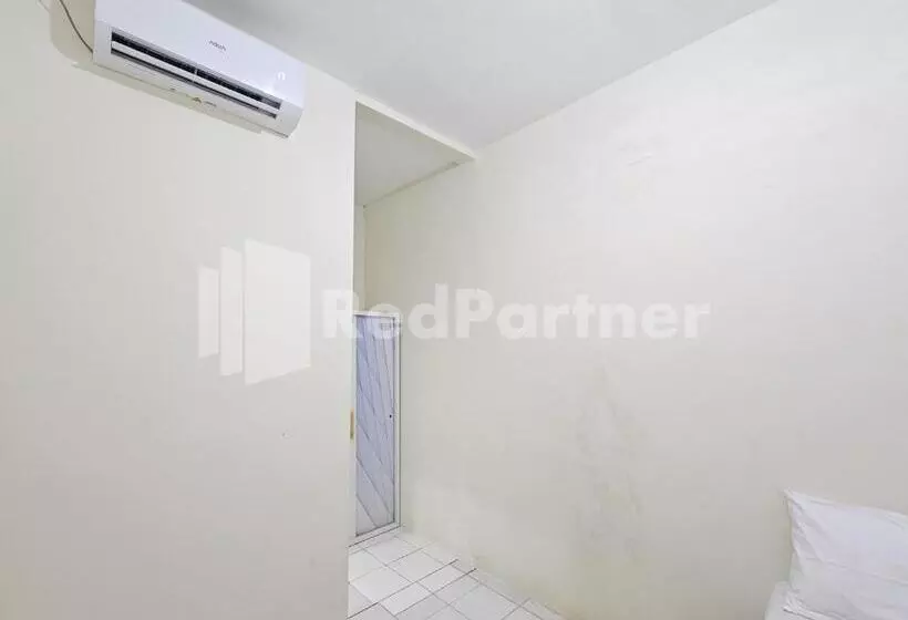 Hotelli Gedangan Indah Homestay Redpartner