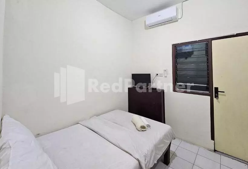 Hotelli Gedangan Indah Homestay Redpartner