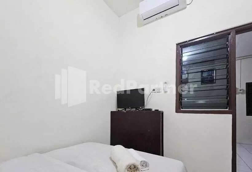 Hotelli Gedangan Indah Homestay Redpartner