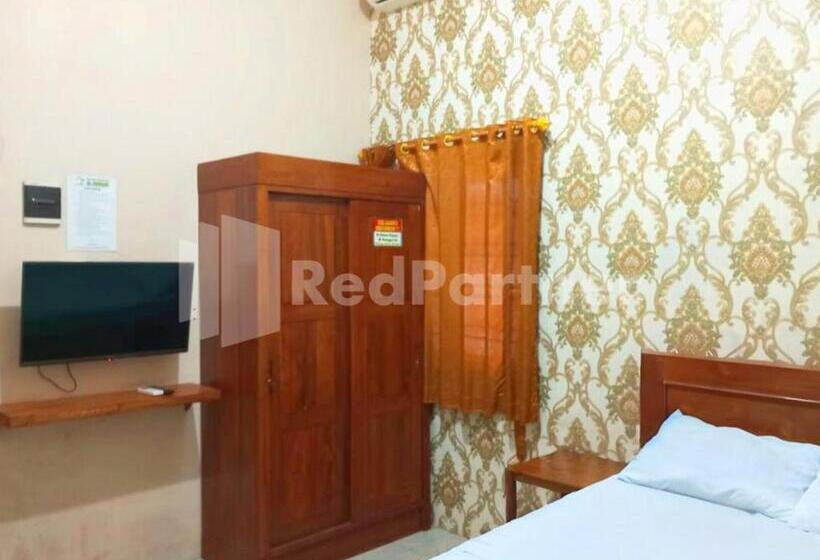 Hotel Isa Homestay Kudus Mitra Reddoorz