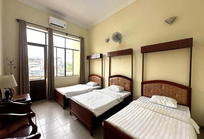 هتل Oyo 1246 Nha Khach Cuc Hau Can