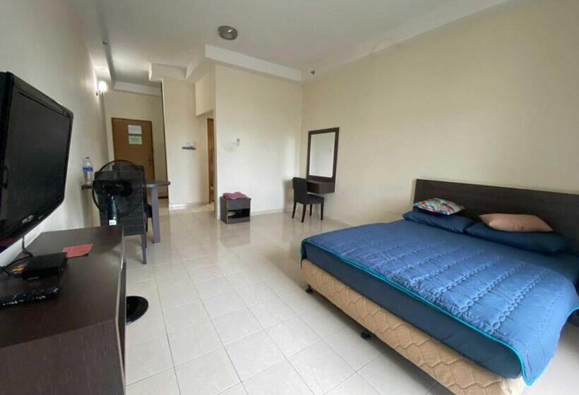 בית מלון כפרי Oyo 91006 Ktc Studio Apartment By My Gunung